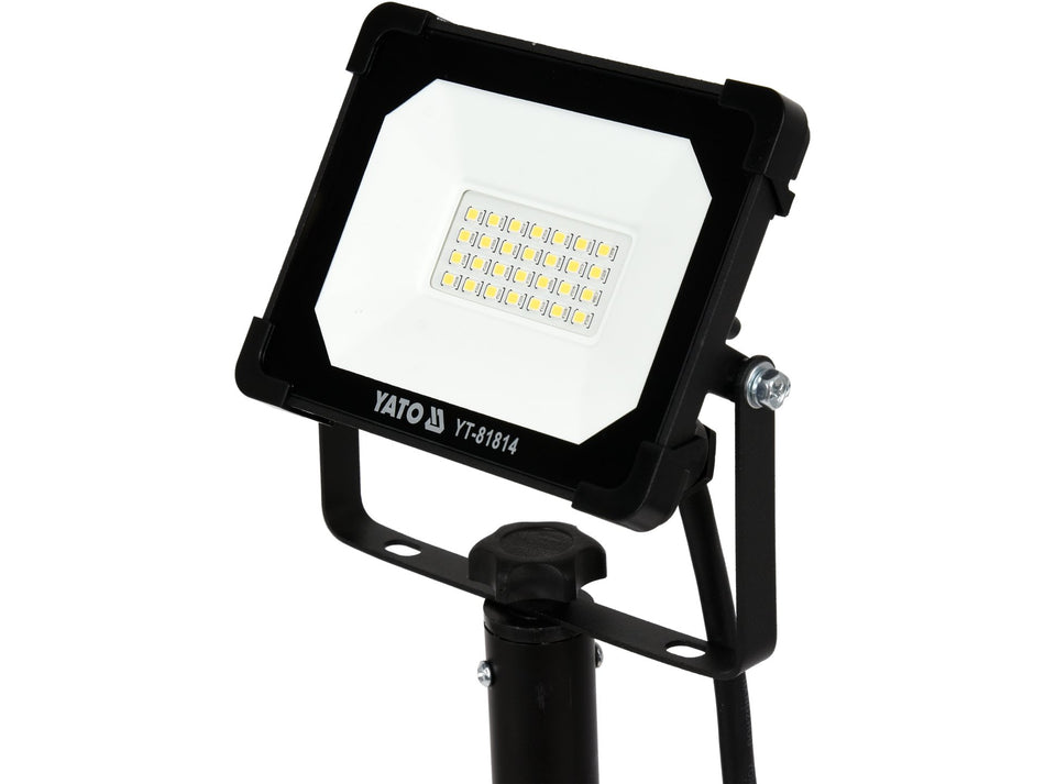 Proiector Yato 20W smd LED, cu stativ, 1800lm YATO...